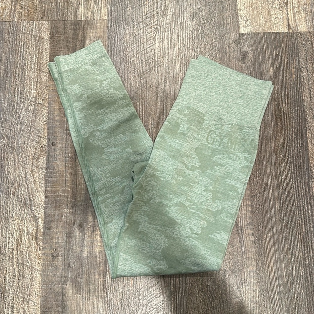 Gymshark Green Camo Leggings Size: Small